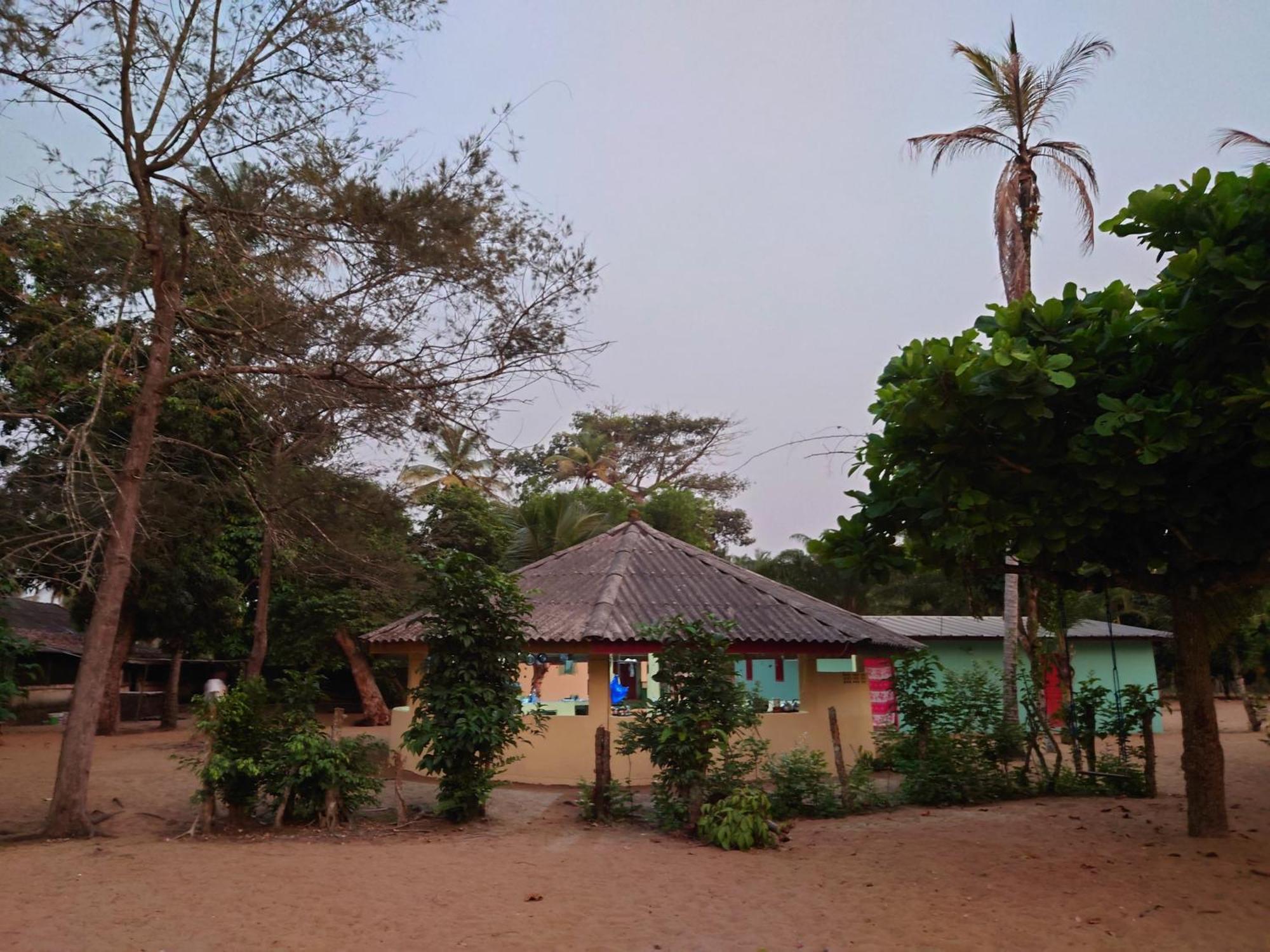Rundbungalow Auf Lionsrest Grand-Bassam Εξωτερικό φωτογραφία